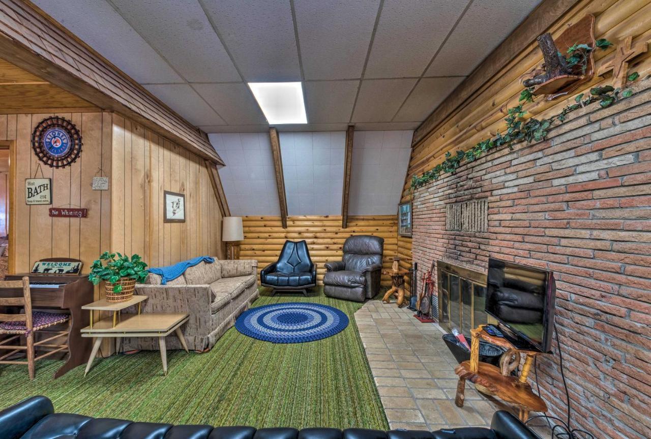 Ruidoso Cabin With Forest Views And Covered Porch Exterior photo