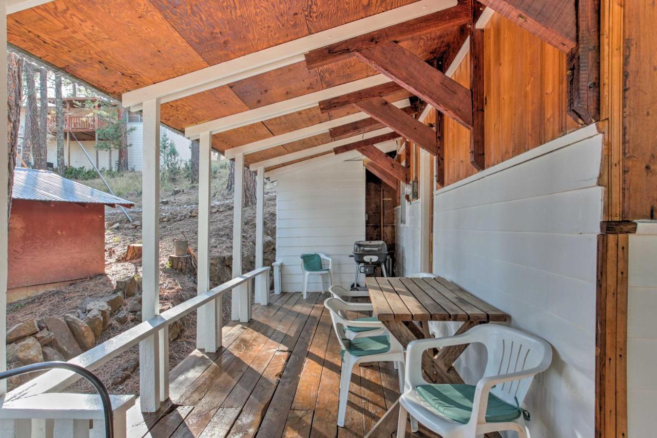 Ruidoso Cabin With Forest Views And Covered Porch Exterior photo
