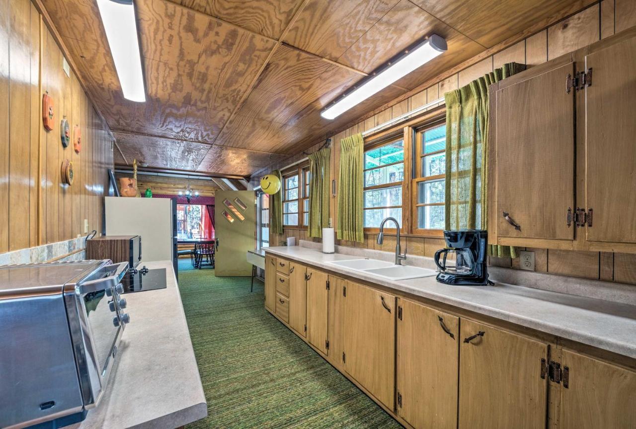 Ruidoso Cabin With Forest Views And Covered Porch Exterior photo